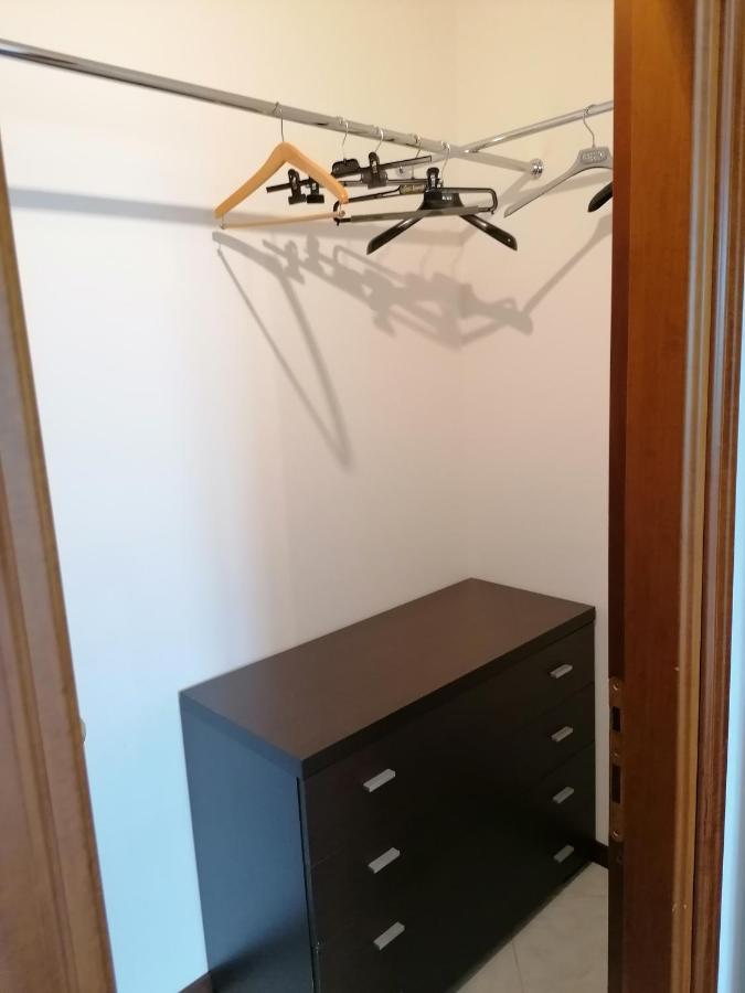 Accogliente Bilocale Appartement Novara Buitenkant foto
